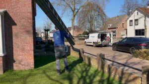 Schoorsteen onderhoud Baarn ladder bus